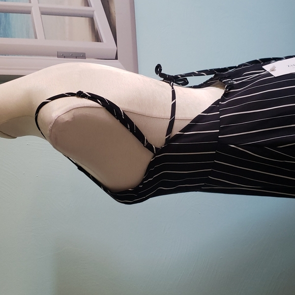 ZAFUL Mini Dress With Open Back - Picture 11 of 15